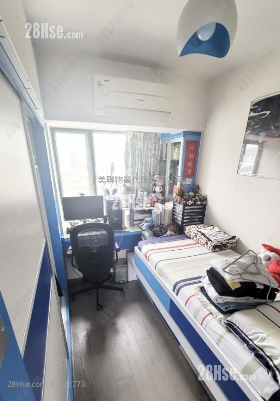 Hillville Terrace Sell 3 Bedrooms , 2 Bathrooms 674 ft² Hillville Terrace Sell 3 Bedrooms , 2 Bathrooms 674 ft²