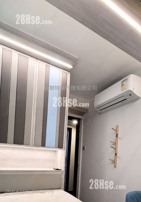 Hillville Terrace Sell 3 Bedrooms , 2 Bathrooms 674 ft² Hillville Terrace Sell 3 Bedrooms , 2 Bathrooms 674 ft²