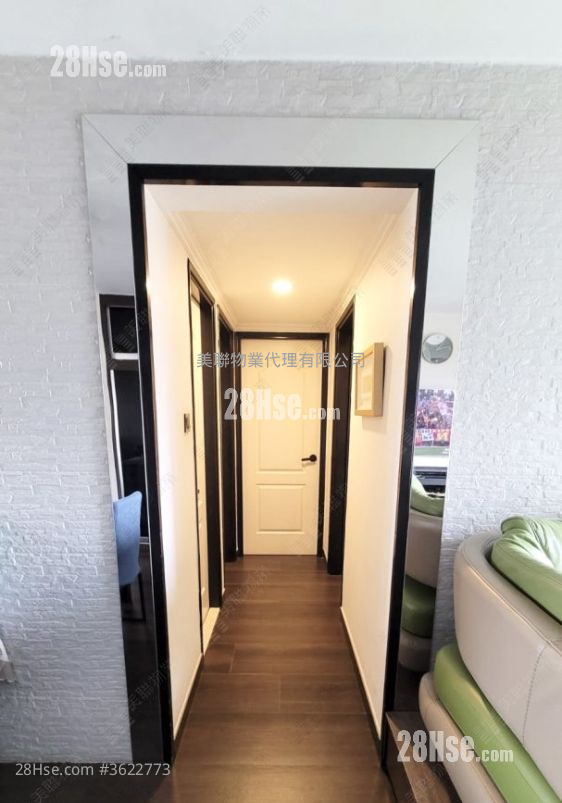 Hillville Terrace Sell 3 Bedrooms , 2 Bathrooms 674 ft² Hillville Terrace Sell 3 Bedrooms , 2 Bathrooms 674 ft²