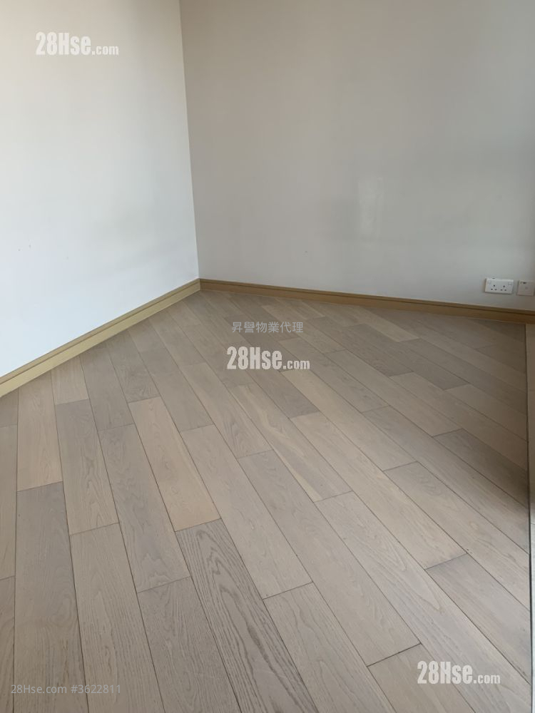 Axis Rental Studio 212 ft² Axis Rental Studio 212 ft²