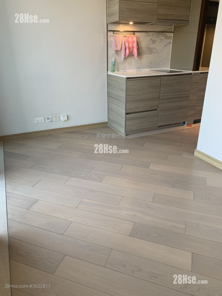 Axis Rental Studio 212 ft² Axis Rental Studio 212 ft²