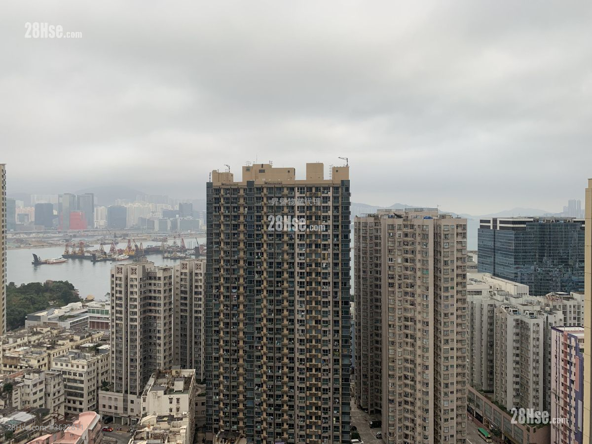 Axis Rental Studio 212 ft² Axis Rental Studio 212 ft²