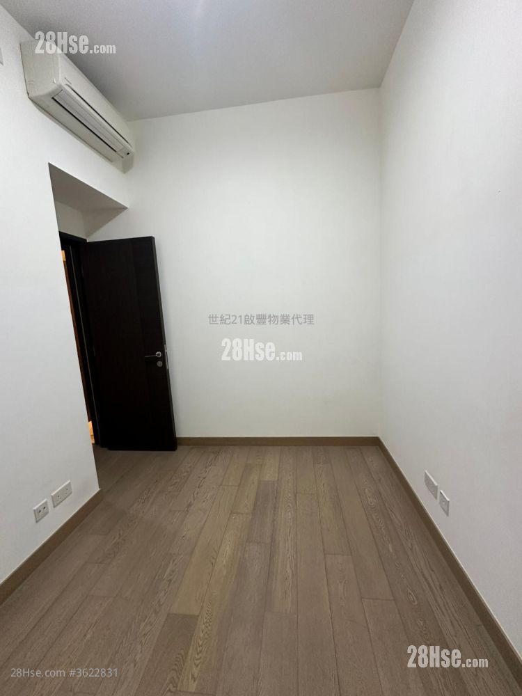 Victoria Skye Rental 3 Bedrooms , 1 Bathroom 468 ft² Victoria Skye Rental 3 Bedrooms , 1 Bathroom 468 ft²