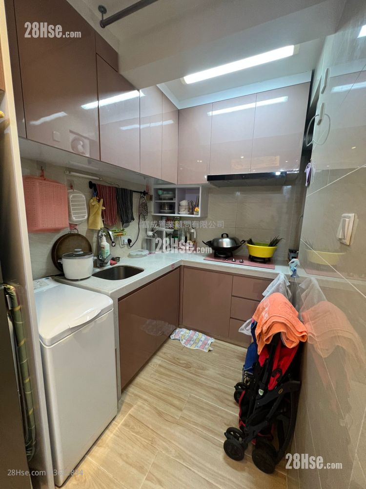 Lai Tsui Court Sell 450 ft² Lai Tsui Court Sell 450 ft²