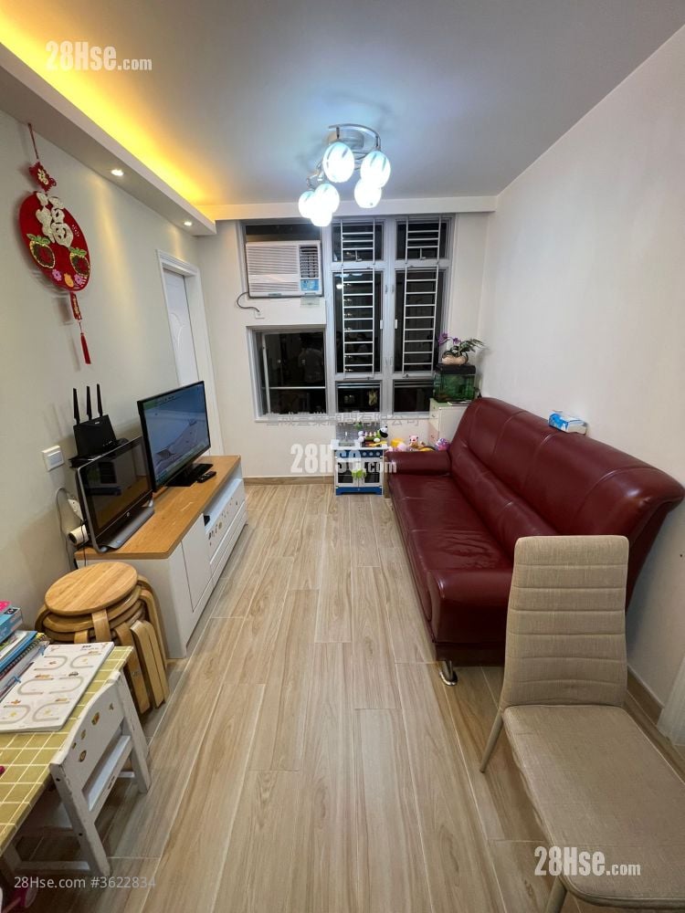 Lai Tsui Court Sell 450 ft² Lai Tsui Court Sell 450 ft²