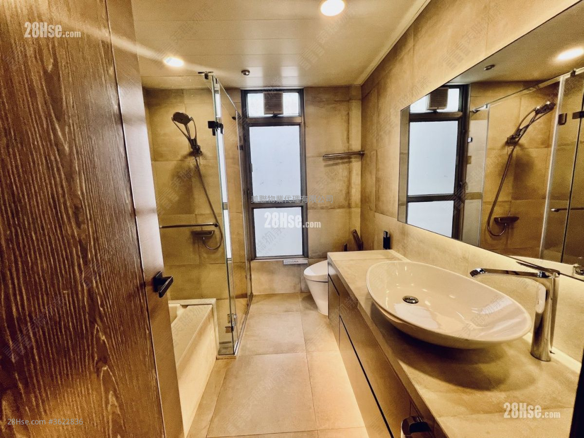 Parc Palais Sell 3 Bedrooms , 3 Bathrooms 1,343 ft² Parc Palais Sell 3 Bedrooms , 3 Bathrooms 1,343 ft²