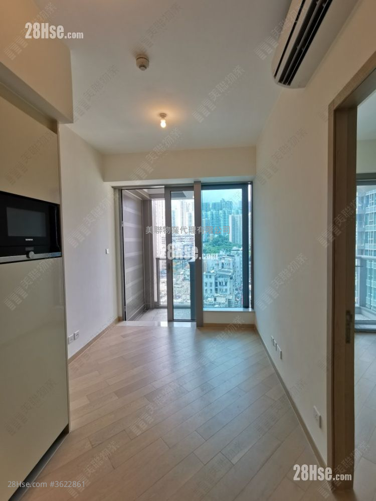 Grand Central Sell 1 Bedroom , 1 Bathroom 333 ft² Grand Central Sell 1 Bedroom , 1 Bathroom 333 ft²