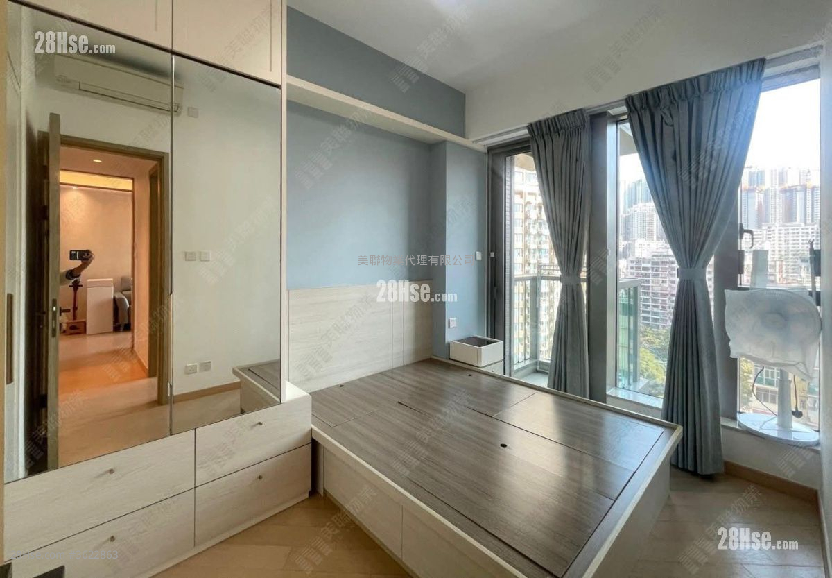 Grand Central Sell 2 Bedrooms , 1 Bathroom 590 ft² Grand Central Sell 2 Bedrooms , 1 Bathroom 590 ft²