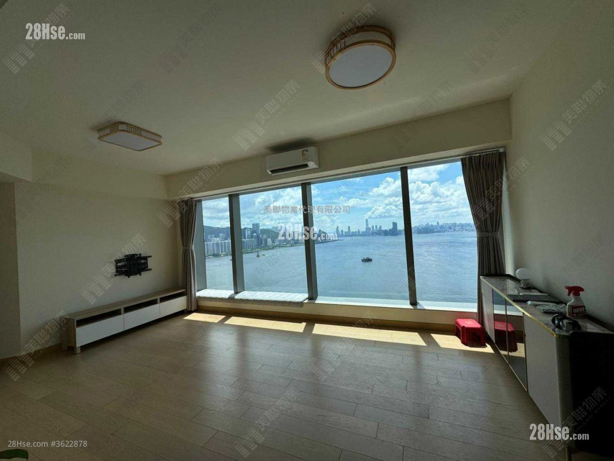 Peninsula East Sell 3 Bedrooms , 2 Bathrooms 870 ft² Peninsula East Sell 3 Bedrooms , 2 Bathrooms 870 ft²