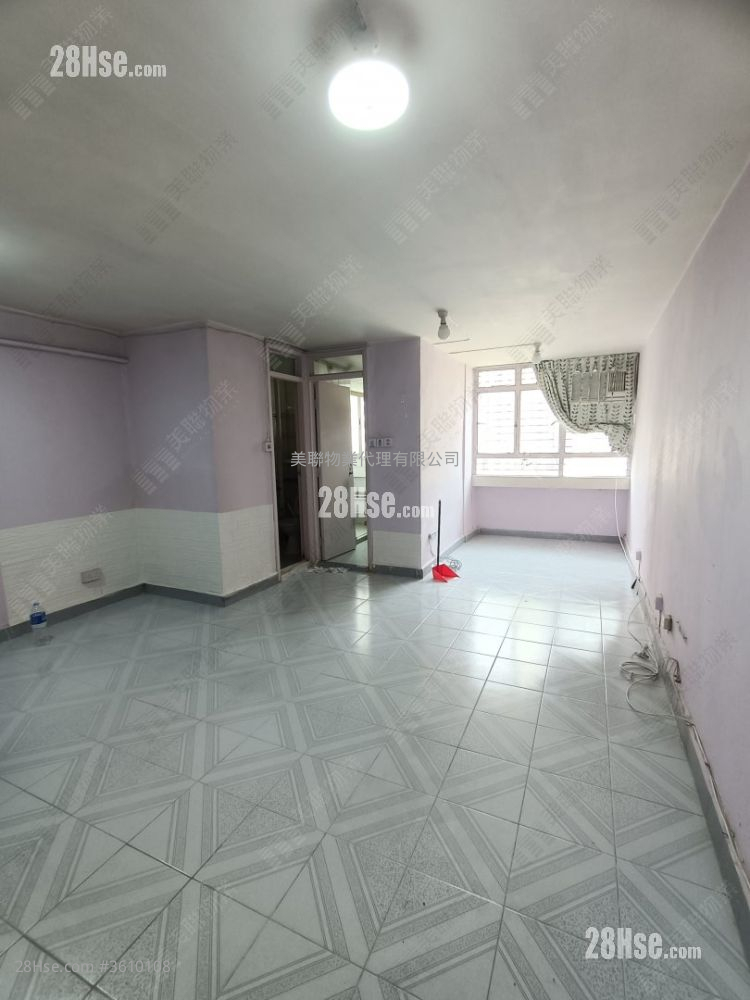 長發村 售盤 2 房 , 1 浴室 349 平方呎