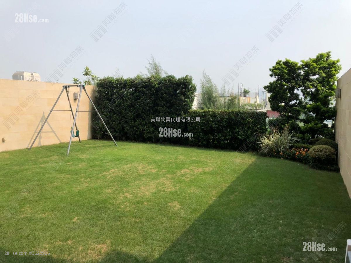 One Beacon Hill Sell 4 Bedrooms 2,073 ft² One Beacon Hill Sell 4 Bedrooms 2,073 ft²