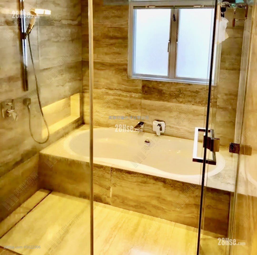 One Beacon Hill Sell 4 Bedrooms 2,073 ft² One Beacon Hill Sell 4 Bedrooms 2,073 ft²