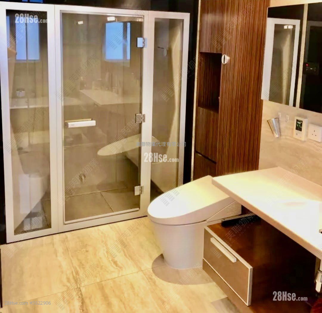 One Beacon Hill Sell 4 Bedrooms 2,073 ft² One Beacon Hill Sell 4 Bedrooms 2,073 ft²