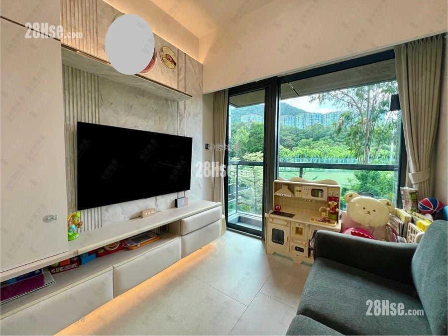 Silicon Hill Sell 2 Bedrooms , 1 Bathroom 418 ft²