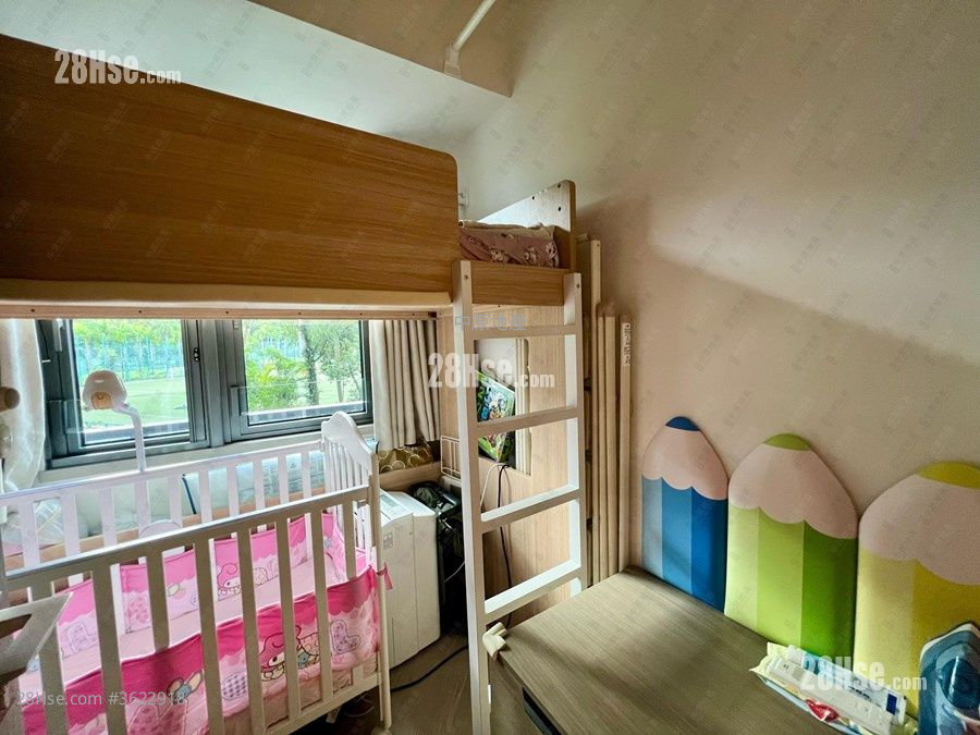 Silicon Hill Sell 2 Bedrooms , 1 Bathroom 418 ft² Silicon Hill Sell 2 Bedrooms , 1 Bathroom 418 ft²