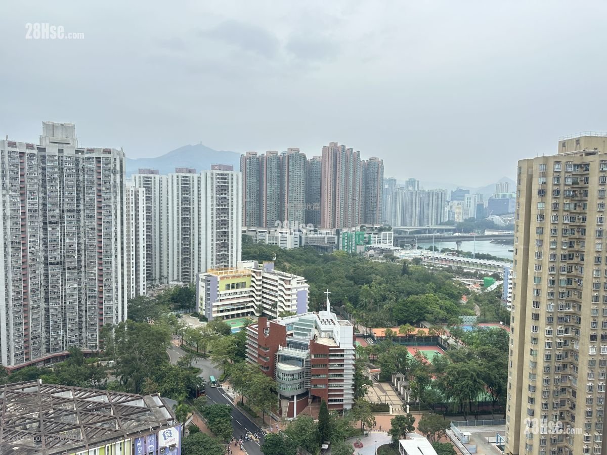 Tsing Yi Estate Sell 2 Bedrooms , 1 Bathroom 381 ft²