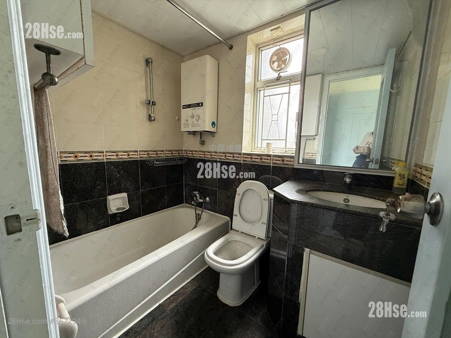 Discovery Park Sell 3 Bedrooms , 2 Bathrooms 652 ft² Discovery Park Sell 3 Bedrooms , 2 Bathrooms 652 ft²