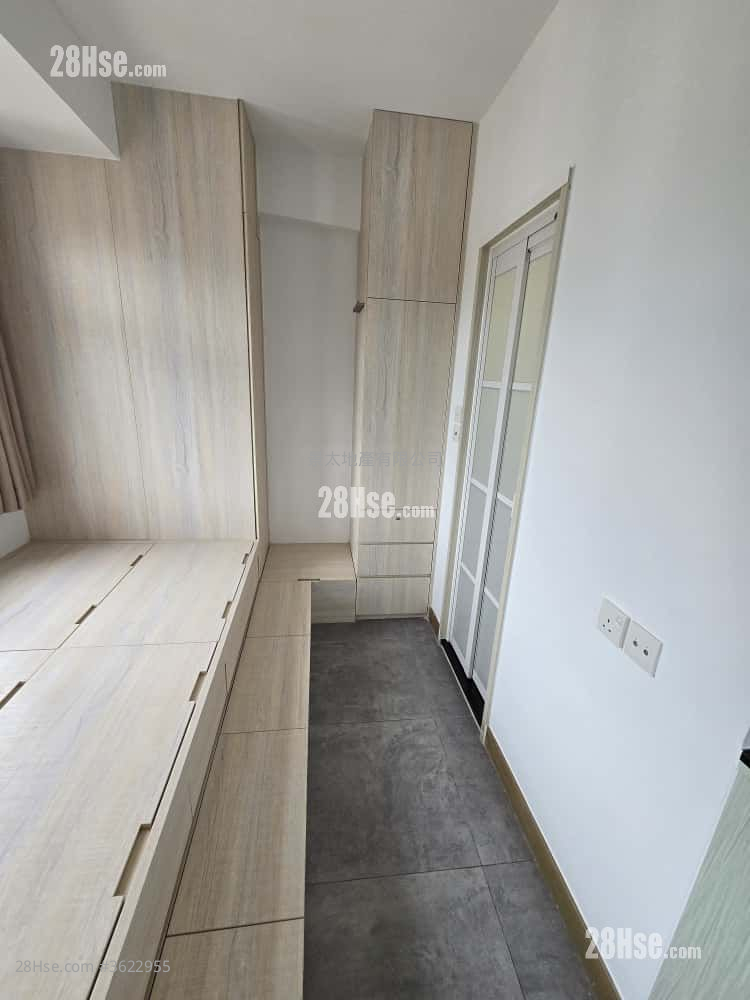 King Fai Building Sell 2 Bedrooms , 1 Bathroom 299 ft² King Fai Building Sell 2 Bedrooms , 1 Bathroom 299 ft²