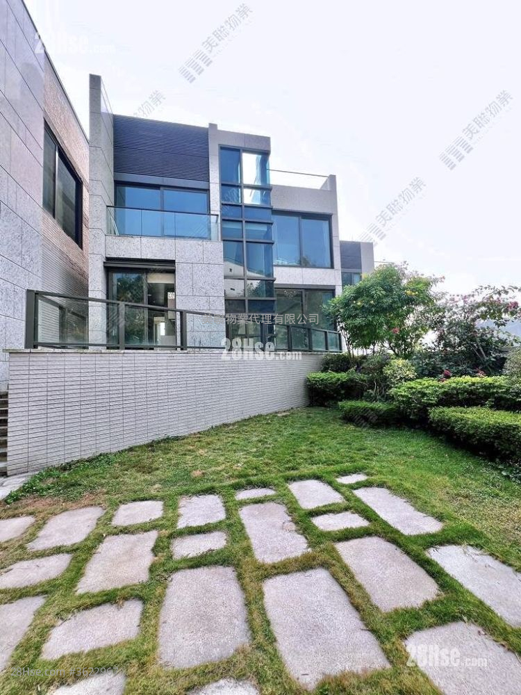 珀居 租盤 5+ 房 , 4 浴室 3,357 平方呎 珀居 租盤 5+ 房 , 4 浴室 3,357 平方呎