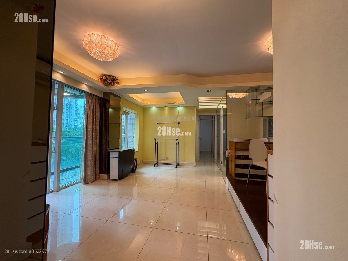 Central Park Towers Rental 3 Bedrooms , 2 Bathrooms 597 ft² Central Park Towers Rental 3 Bedrooms , 2 Bathrooms 597 ft²