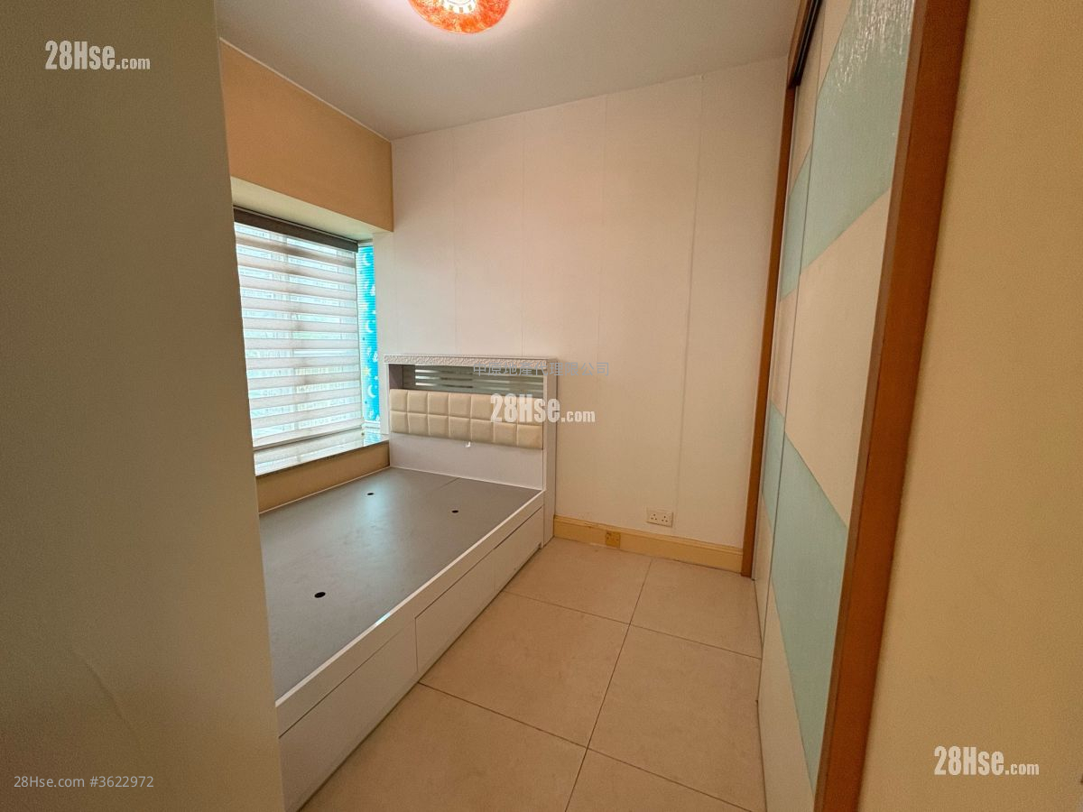 Central Park Towers Rental 3 Bedrooms , 2 Bathrooms 597 ft² Central Park Towers Rental 3 Bedrooms , 2 Bathrooms 597 ft²