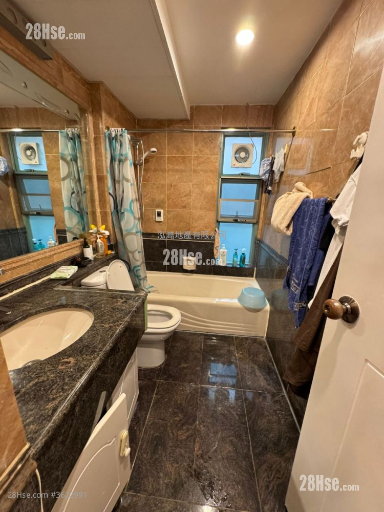 Parc Versailles Sell 3 Bedrooms , 2 Bathrooms 997 ft² Parc Versailles Sell 3 Bedrooms , 2 Bathrooms 997 ft²