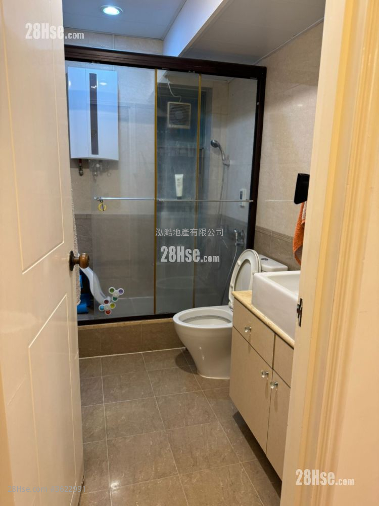 Parc Versailles Sell 3 Bedrooms , 2 Bathrooms 997 ft² Parc Versailles Sell 3 Bedrooms , 2 Bathrooms 997 ft²