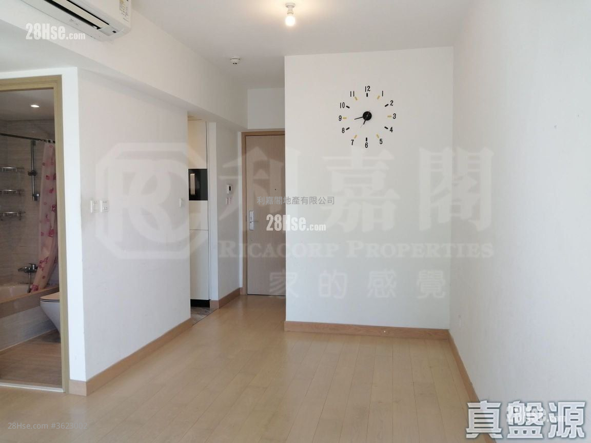 The Spectra Sell 2 Bedrooms 493 ft² The Spectra Sell 2 Bedrooms 493 ft²