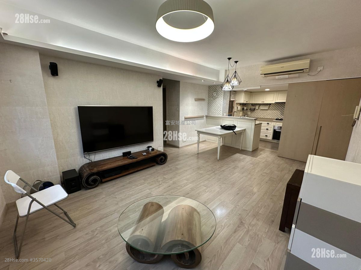 華峰園 租盤 4 房 , 2 浴室 716 平方呎