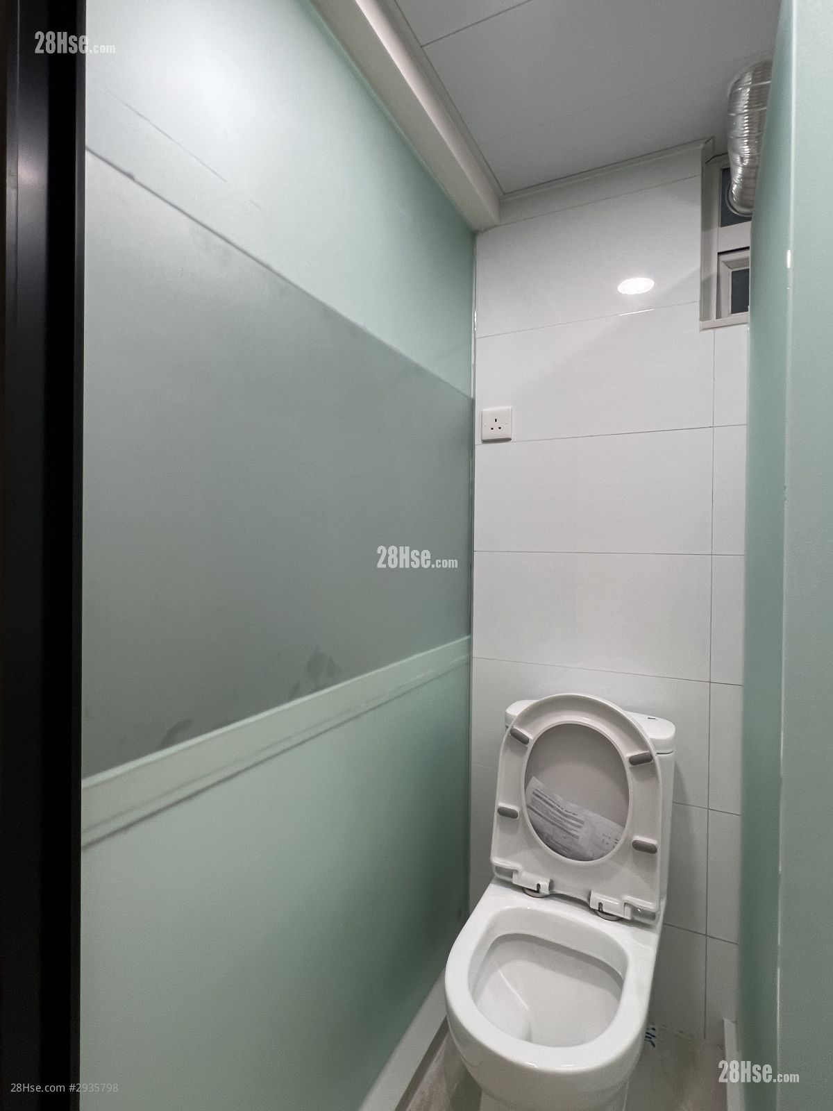 Wing Lee Building Rental Studio 170 ft² Wing Lee Building Rental Studio 170 ft²