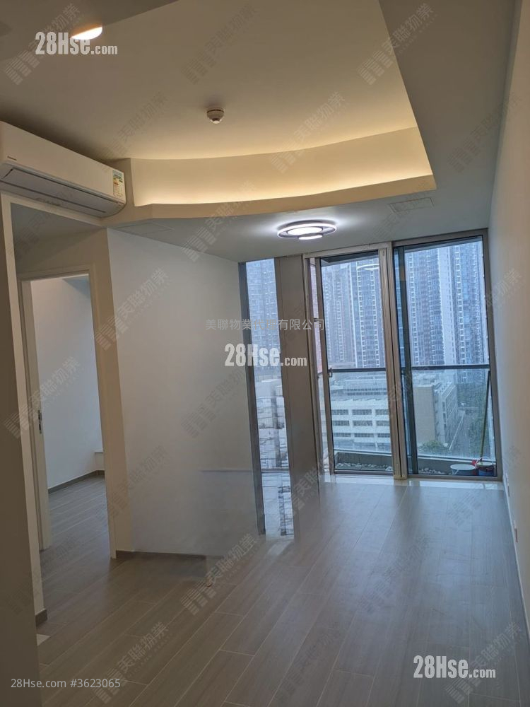 Savannah Sell 2 Bedrooms , 1 Bathroom 448 ft² Savannah Sell 2 Bedrooms , 1 Bathroom 448 ft²