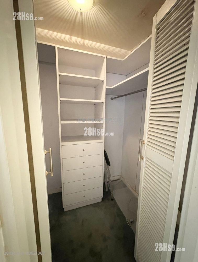 黃埔花園 售盤 3 房 , 2 浴室 729 平方呎 黃埔花園 售盤 3 房 , 2 浴室 729 平方呎