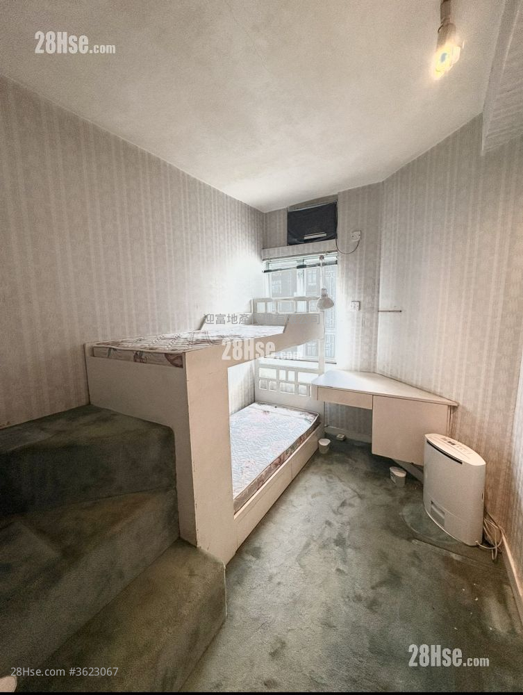 黃埔花園 售盤 3 房 , 2 浴室 729 平方呎 黃埔花園 售盤 3 房 , 2 浴室 729 平方呎