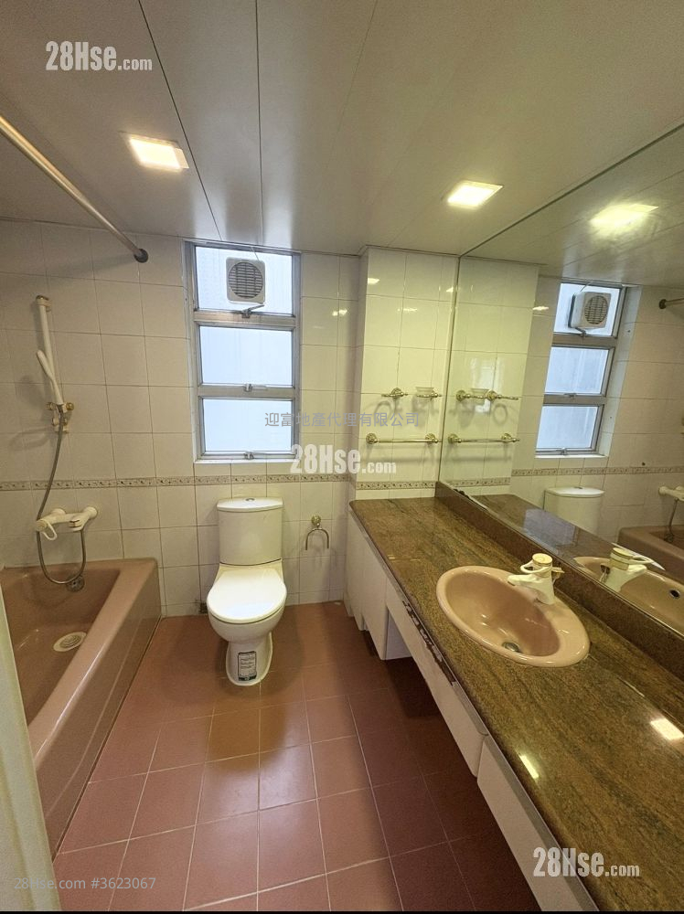 黃埔花園 售盤 3 房 , 2 浴室 729 平方呎 黃埔花園 售盤 3 房 , 2 浴室 729 平方呎