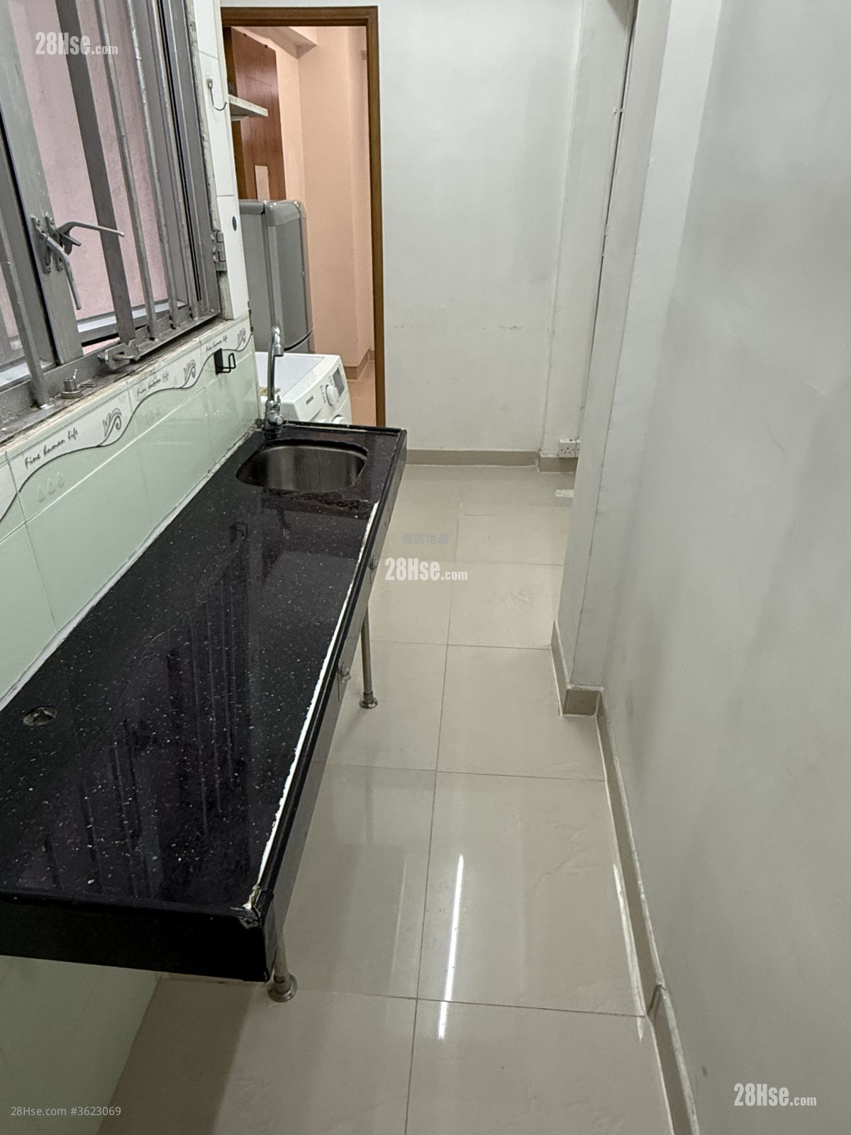 Chinese Mansion Rental 1 Bedroom , 1 Bathroom 100 ft² Chinese Mansion Rental 1 Bedroom , 1 Bathroom 100 ft²