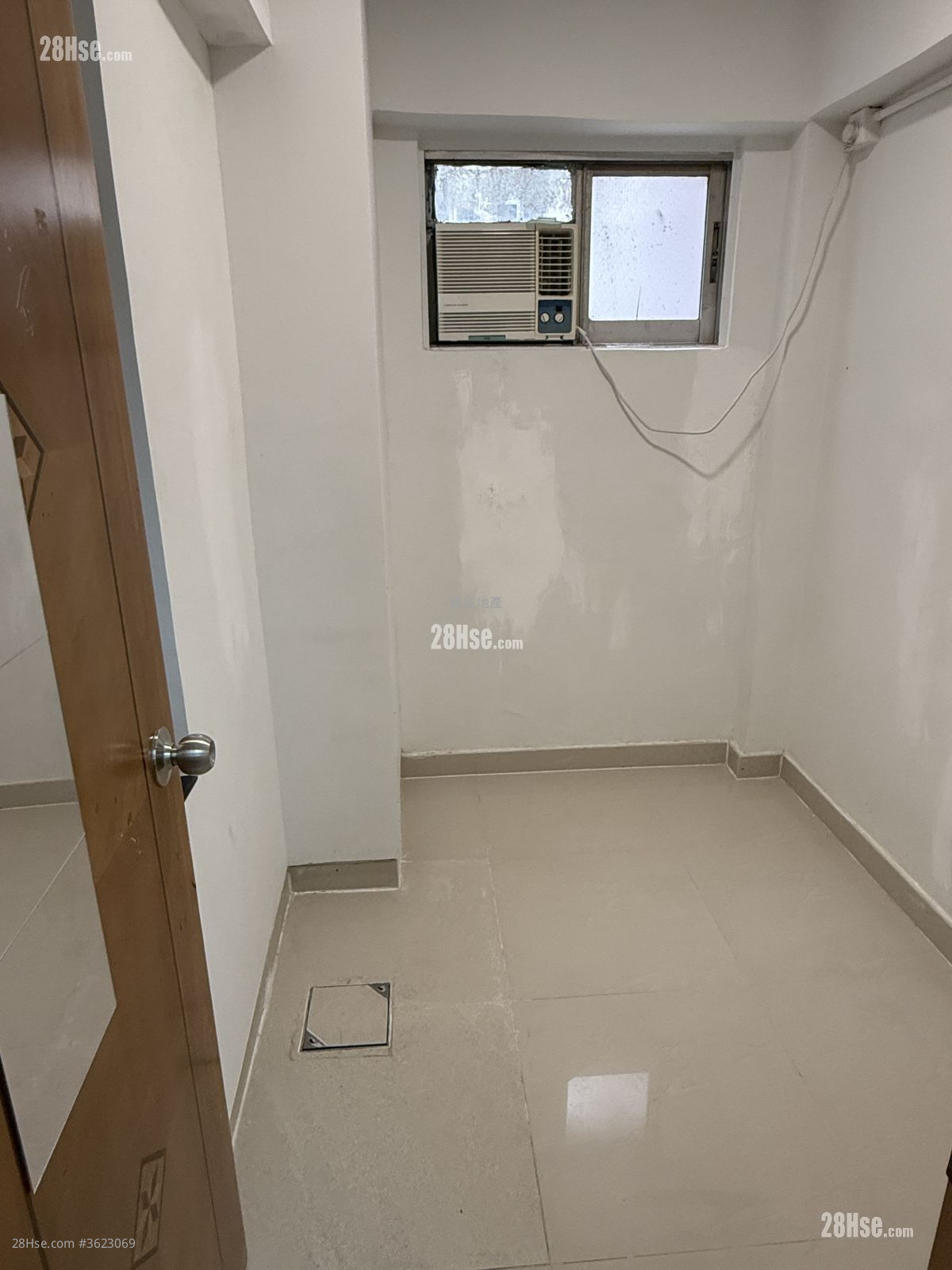 Chinese Mansion Rental 1 Bedroom , 1 Bathroom 100 ft² Chinese Mansion Rental 1 Bedroom , 1 Bathroom 100 ft²