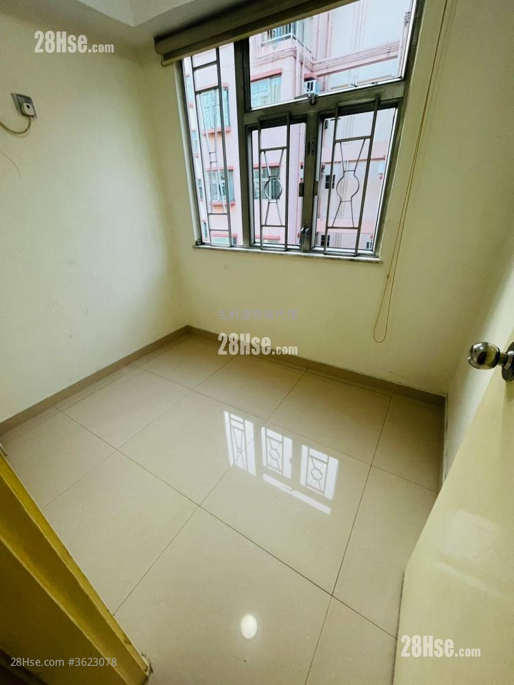 Sun Shing Centre Rental 2 Bedrooms , 1 Bathroom 290 ft² Sun Shing Centre Rental 2 Bedrooms , 1 Bathroom 290 ft²