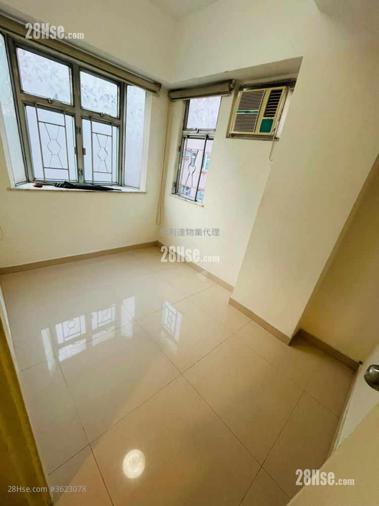Sun Shing Centre Rental 2 Bedrooms , 1 Bathroom 290 ft² Sun Shing Centre Rental 2 Bedrooms , 1 Bathroom 290 ft²