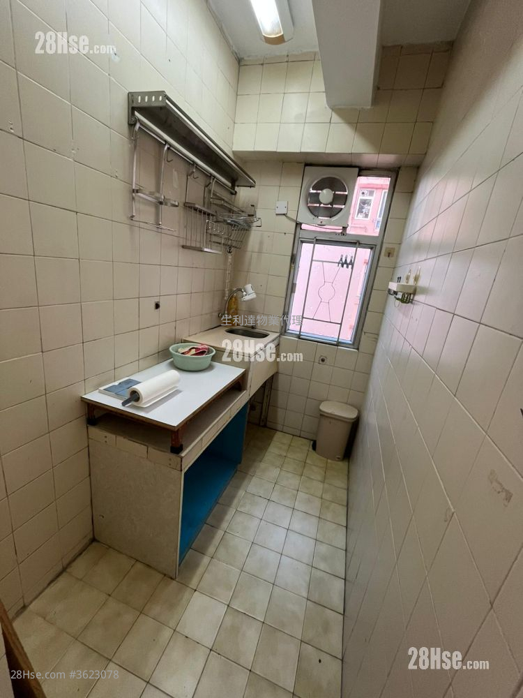Sun Shing Centre Rental 2 Bedrooms , 1 Bathroom 290 ft² Sun Shing Centre Rental 2 Bedrooms , 1 Bathroom 290 ft²