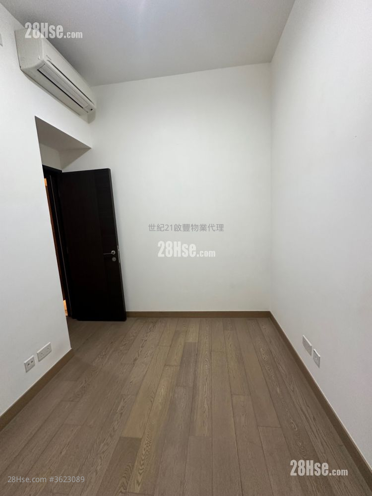 Victoria Skye Rental 2 Bedrooms 466 ft² Victoria Skye Rental 2 Bedrooms 466 ft²