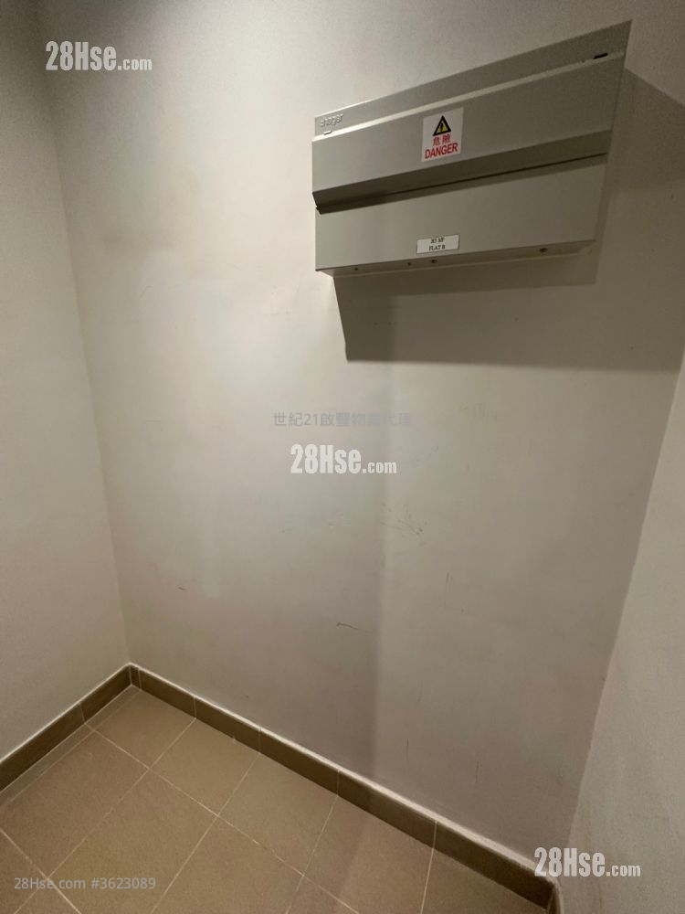 Victoria Skye Rental 2 Bedrooms 466 ft² Victoria Skye Rental 2 Bedrooms 466 ft²