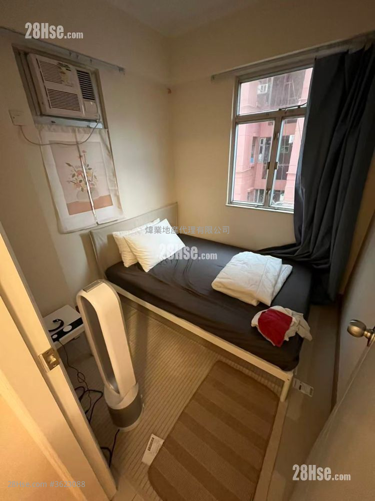 Whampoa Estate Rental 2 Bedrooms , 1 Bathroom 356 ft² Whampoa Estate Rental 2 Bedrooms , 1 Bathroom 356 ft²