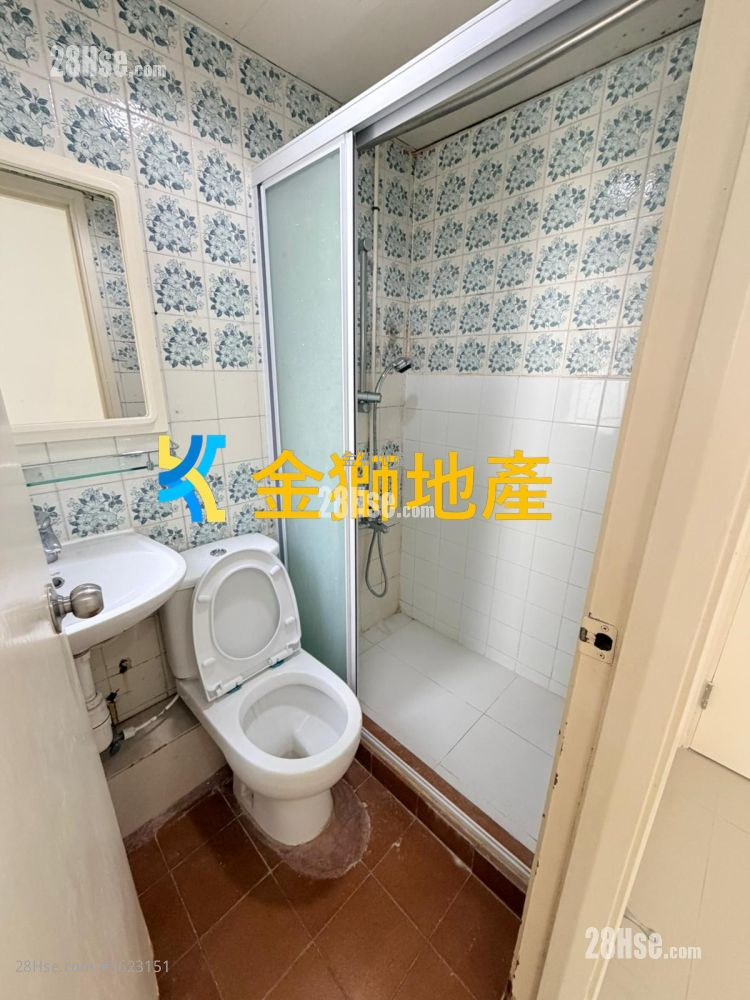 金獅花園 租盤 270 平方呎 金獅花園 租盤 270 平方呎