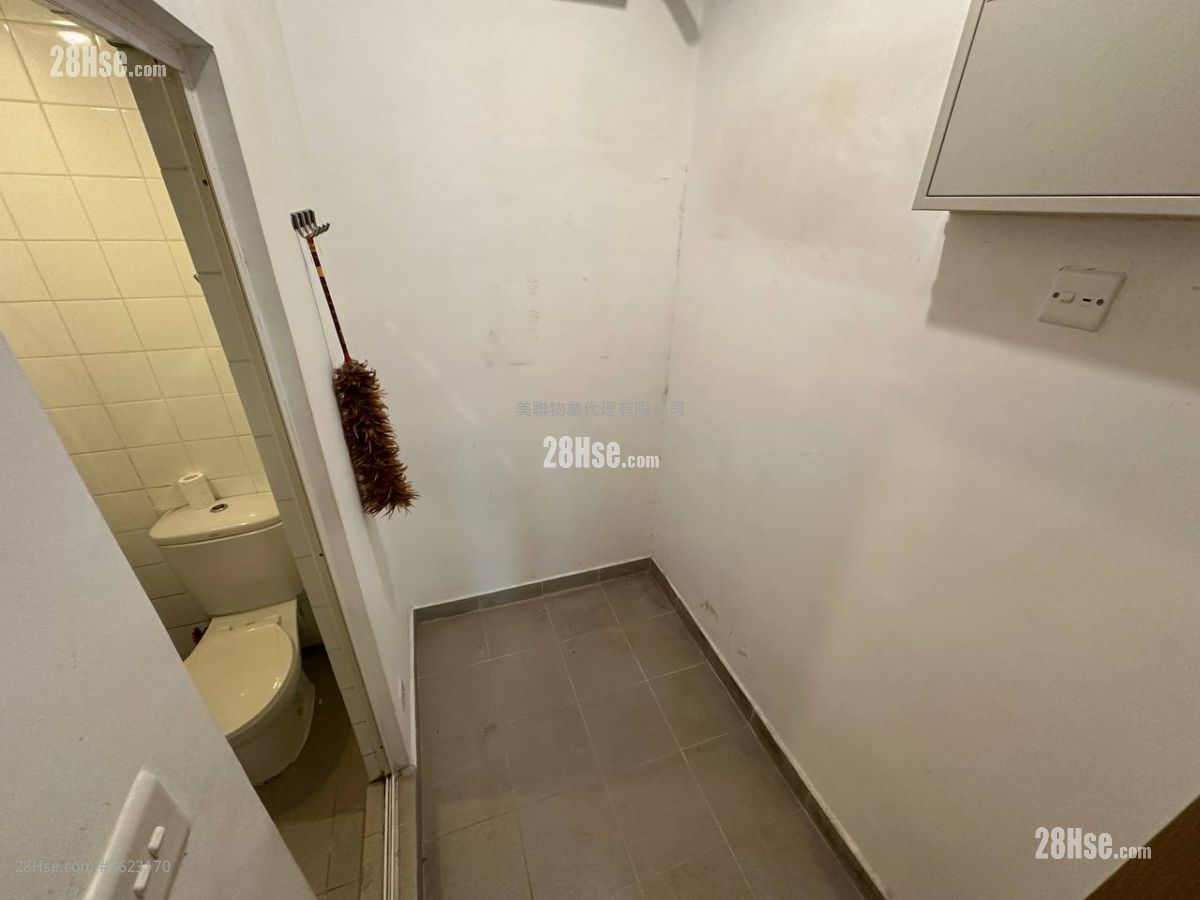 溱岸8號 售盤 3 房 938 平方呎 溱岸8號 售盤 3 房 938 平方呎