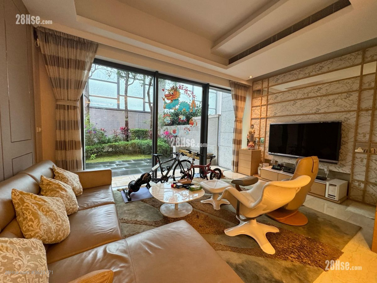 Valais Sell 3 Bedrooms 1,576 ft² Valais Sell 3 Bedrooms 1,576 ft²