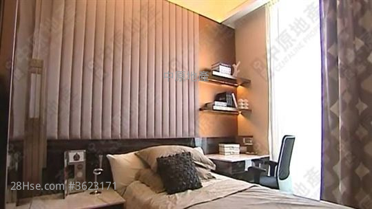 Valais Sell 3 Bedrooms 1,576 ft² Valais Sell 3 Bedrooms 1,576 ft²
