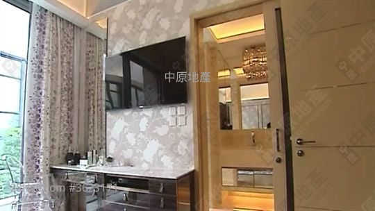 Valais Sell 3 Bedrooms 1,576 ft² Valais Sell 3 Bedrooms 1,576 ft²