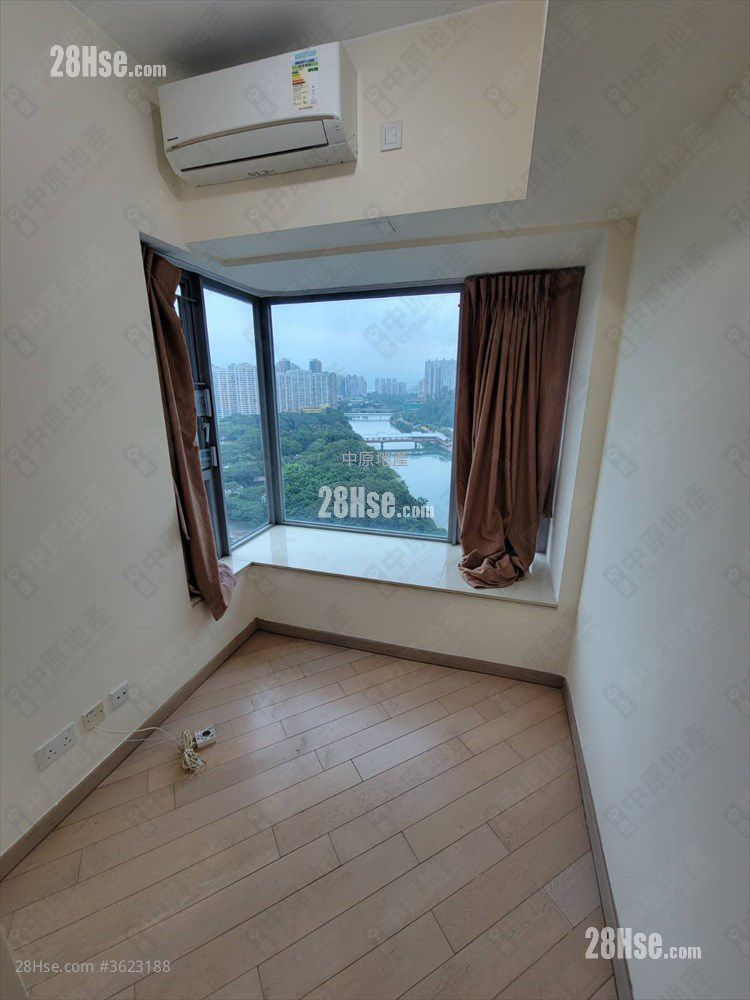 Century Gateway Sell 3 Bedrooms , 2 Bathrooms 724 ft²