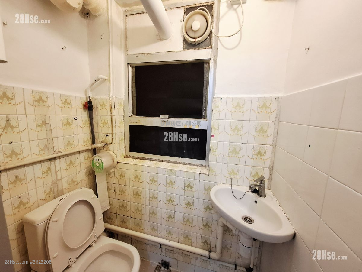 Tai Sing House Rental 2 Bedrooms , 1 Bathroom 312 ft² Tai Sing House Rental 2 Bedrooms , 1 Bathroom 312 ft²