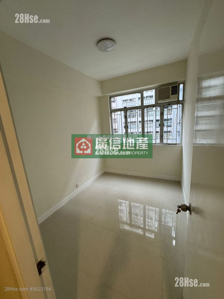 單幢樓房 租盤 2 房 , 1 浴室 587 平方呎 單幢樓房 租盤 2 房 , 1 浴室 587 平方呎